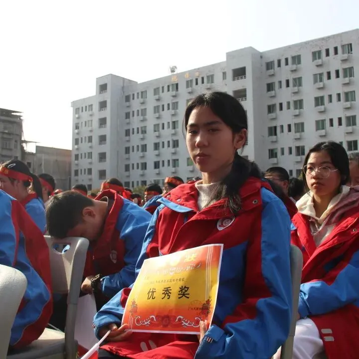 春启新程逐梦行 百日砺剑战中考 ——广元民盟烛光初级中学召开2026年春季开学典礼暨百日誓师大会 第44张