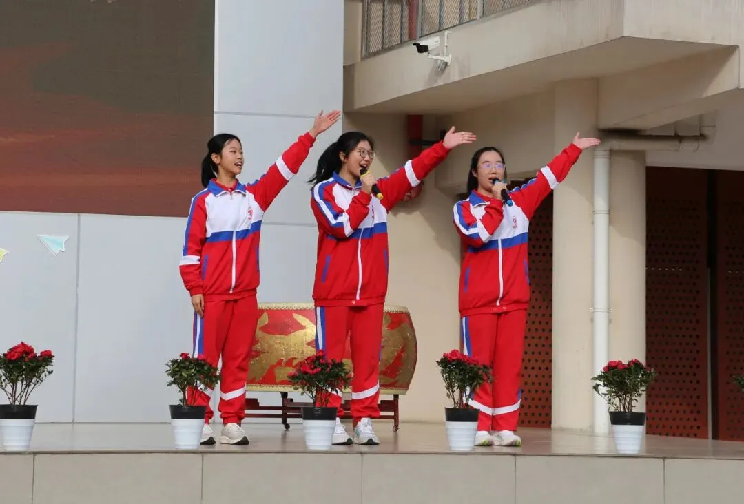 载梦想,赴荣光|我校2026届中考励志大会圆满举行! 第10张