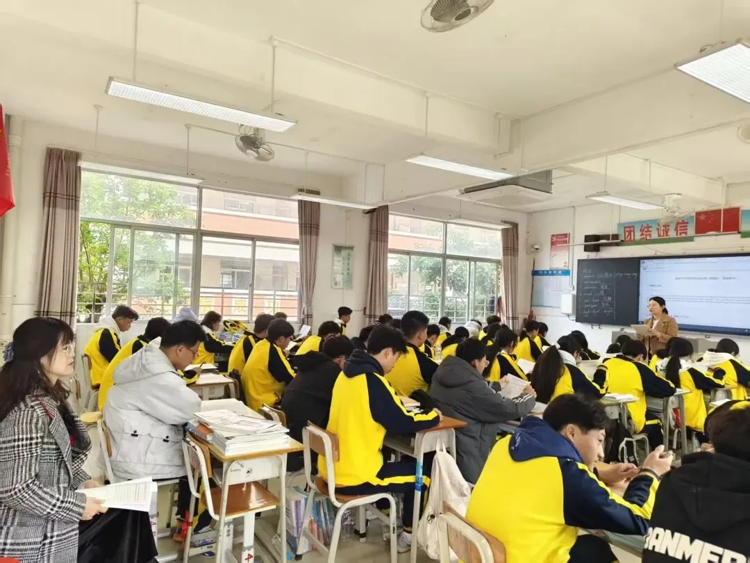 【视导】聚焦中考备考,赋能课堂提质——高要区中考备考视导走进回龙镇初级中学 第5张