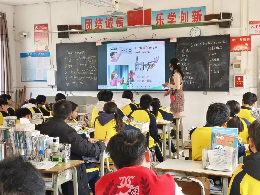 【视导】聚焦中考备考,赋能课堂提质——高要区中考备考视导走进回龙镇初级中学 第7张