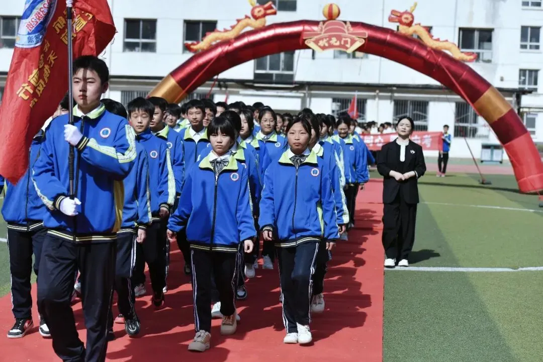 【策马百日 决胜中考】麦积区潘集寨学校2026届中考百日冲刺誓师大会掠影 第29张