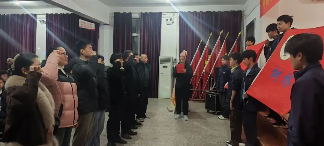 百日共竞渡,破浪展雄风——树林学校举行中考百日誓师大会 第8张