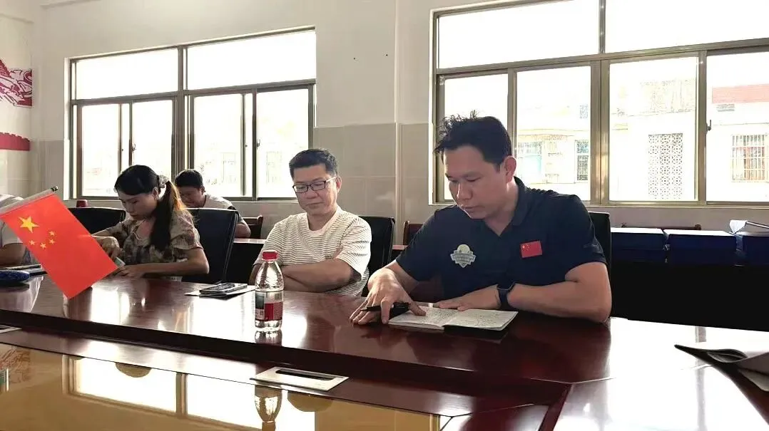 凝心聚力迎中考!我校召开九年级第一学期期末试卷分析暨中考备考会 第13张