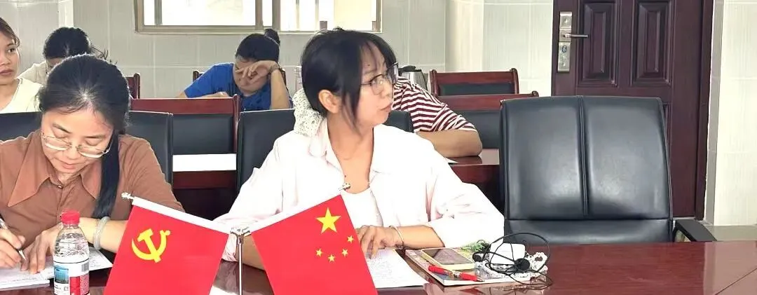 凝心聚力迎中考!我校召开九年级第一学期期末试卷分析暨中考备考会 第14张