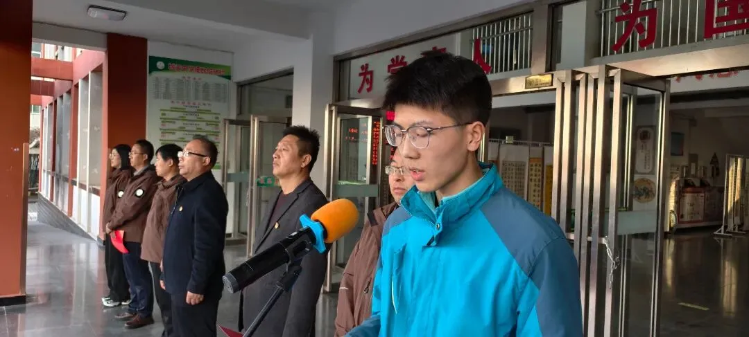 凝心聚力战中考,跃马扬鞭向未来——灵台县城关中学隆重举行2026年百日誓师大会 第4张