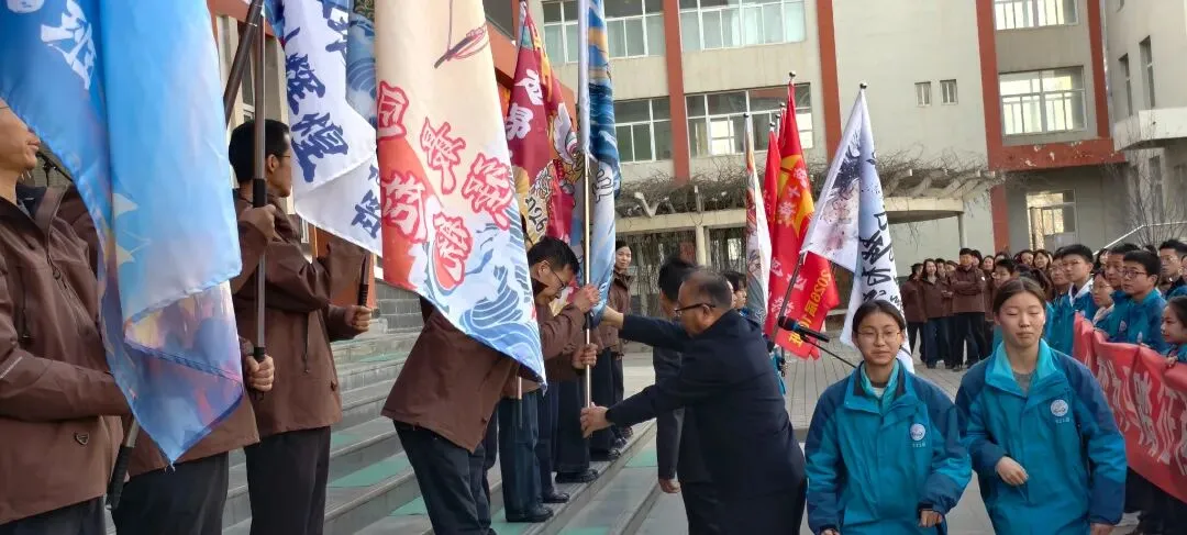 凝心聚力战中考,跃马扬鞭向未来——灵台县城关中学隆重举行2026年百日誓师大会 第6张