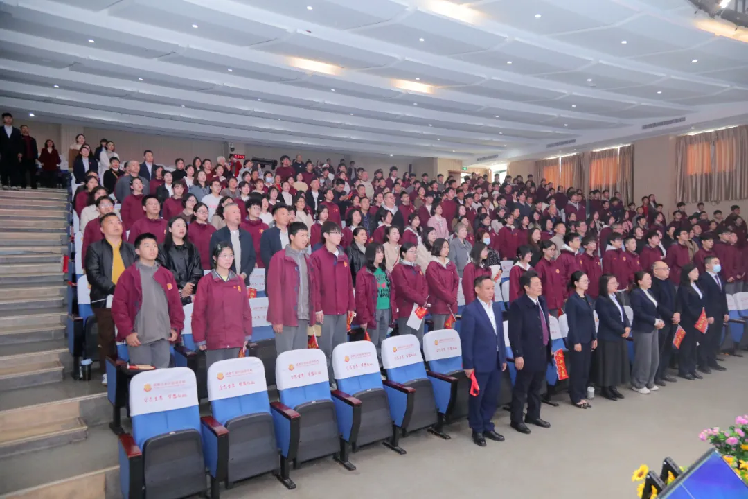 百日逐梦,决战中考——成都王府2026届初三中考百日誓师大会圆满举行 第5张