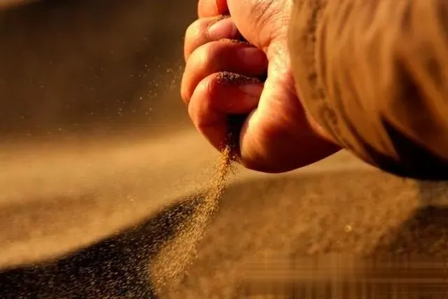 初中语文中考满分作文:“点燃”主题范文3篇 第2张