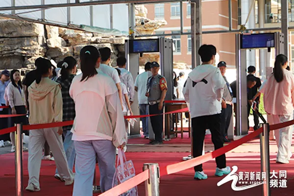 梦想启航,青春飞扬:大同市2025年中考顺利开考 第6张