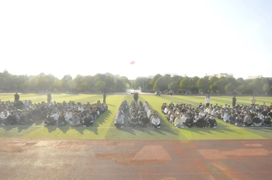 百日磨剑志凌云 策马扬鞭向中考——乐吾学校举行2026届初三百日誓师大会 第18张