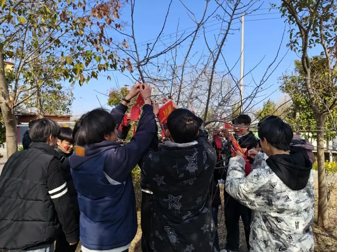 奋战百日,再创辉煌——黄圩中学开展中考百日誓师活动花絮 第2张