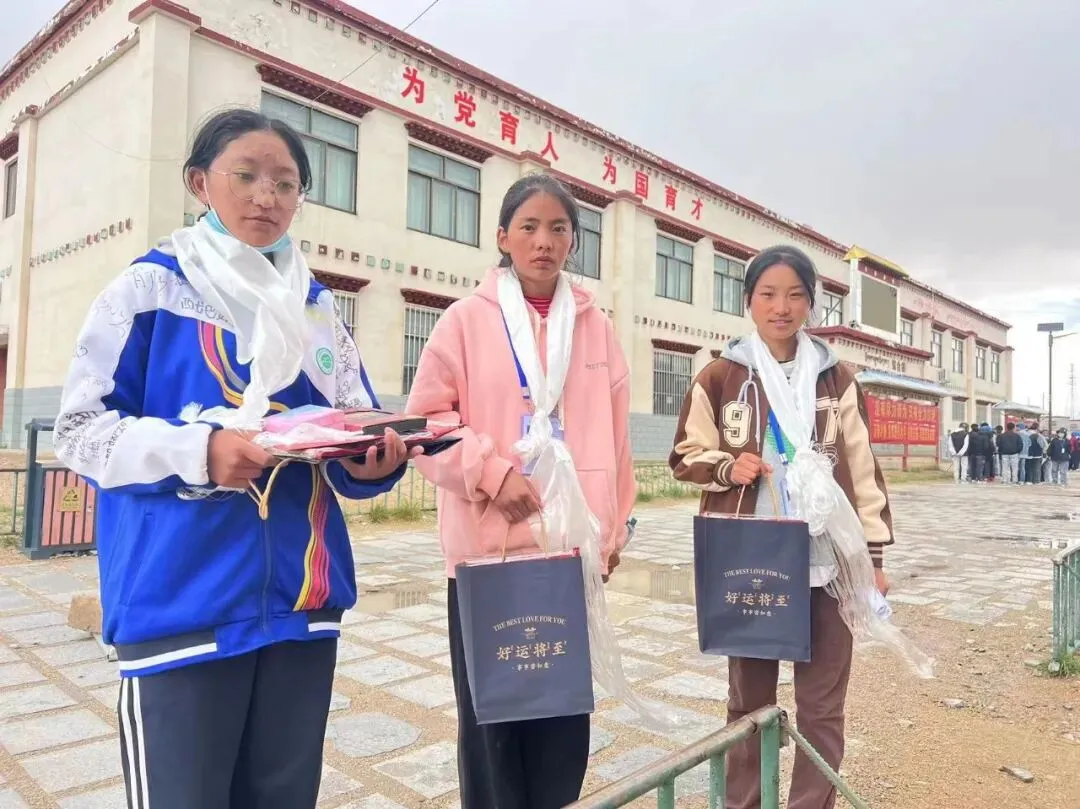 【捷报】班戈县中学中考成绩首次突破800分,再创佳绩! 第44张