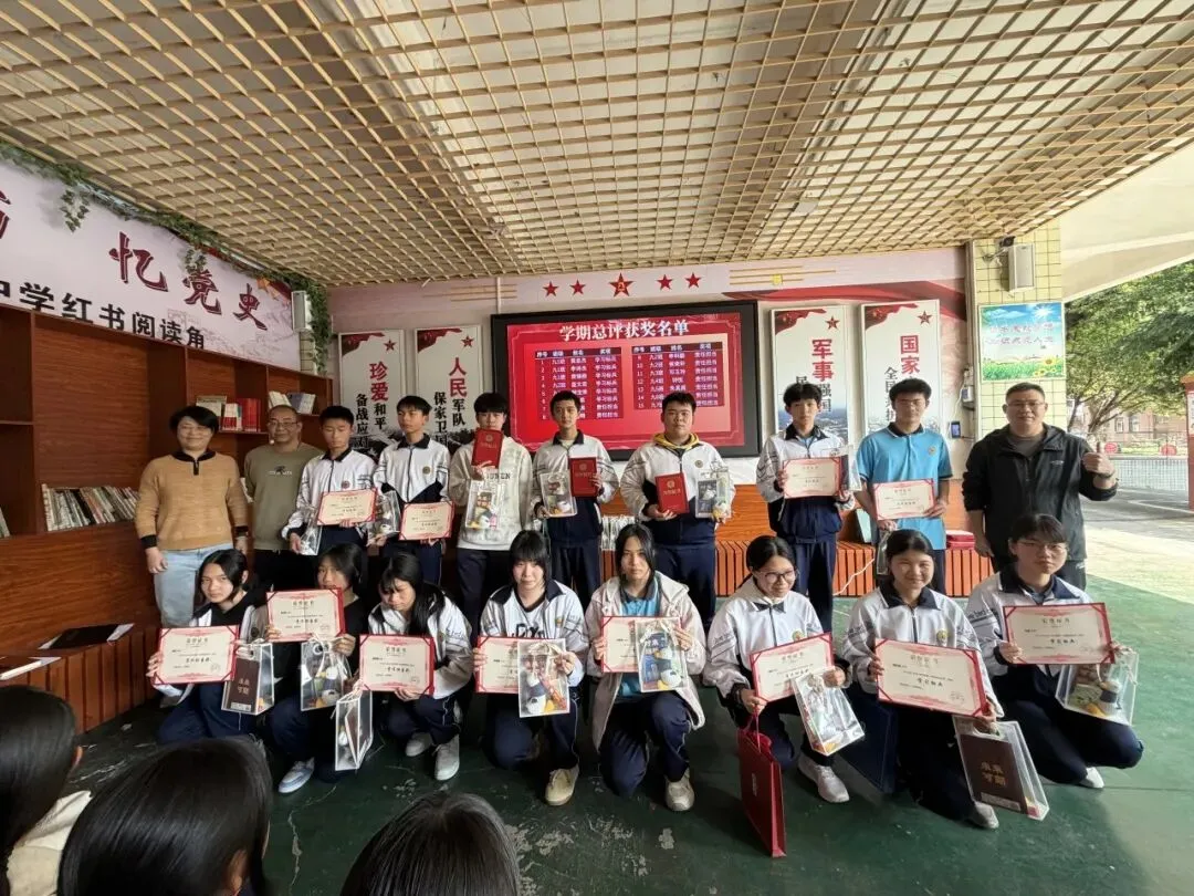 一马当先逐梦行 凝心聚力赴中考——犁市大为中学九年级学生备考动员大会顺利开展 第19张