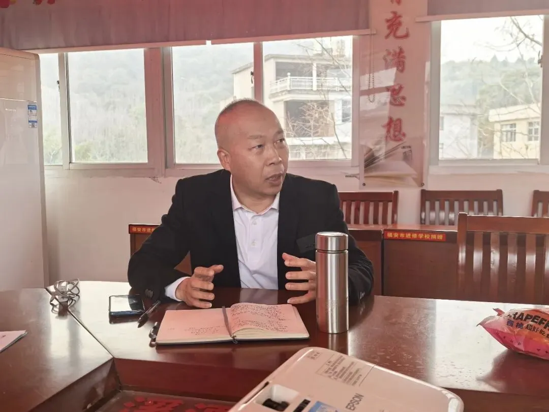 【备战中考】凝心聚力备中考 笃行实干向未来——溪潭中学召开2026届初三备考工作会议 第14张