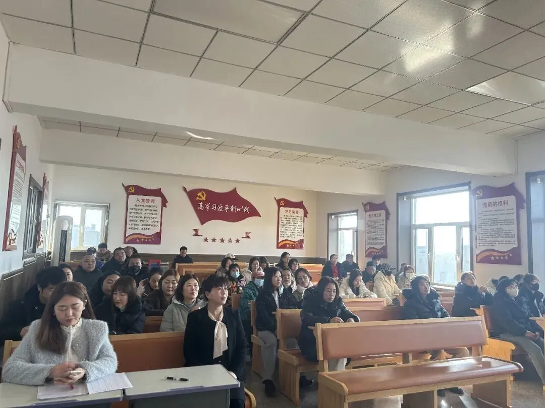 以梦为马踏征程 家校同心赢中考——沈朝二中召开2026届中考备考家长会 第7张