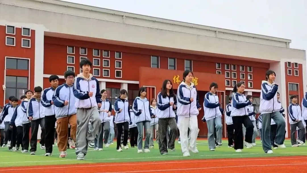 百日砺剑 逐梦中考——天行实验学校2026届中考百日誓师大会 第26张