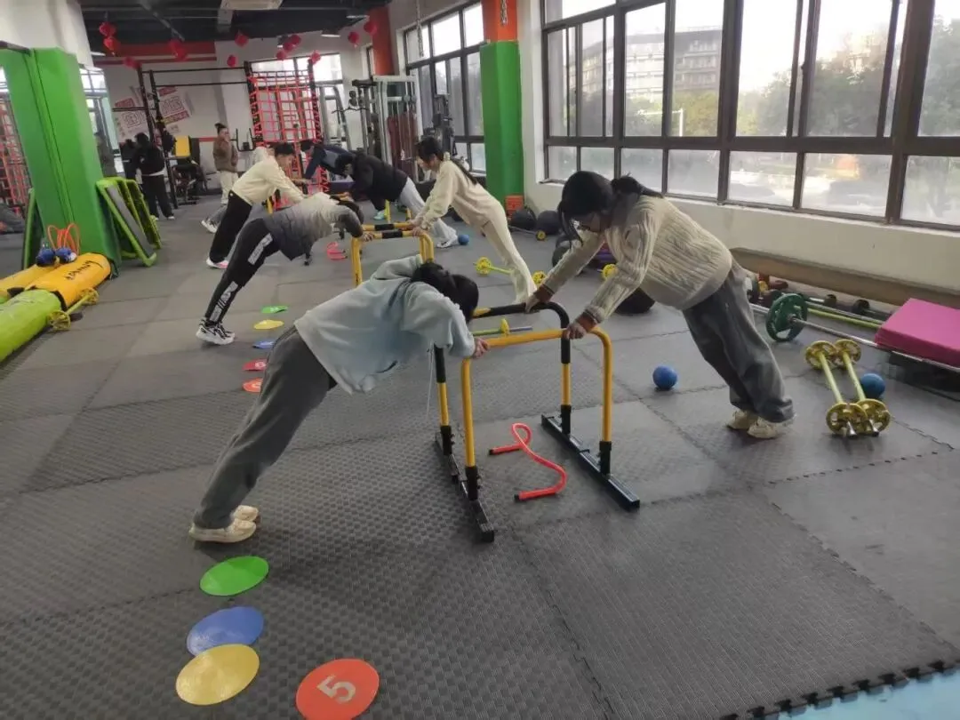 湖州中考体育倒计时 极鼎文体提分冲刺班火热招生中 第13张