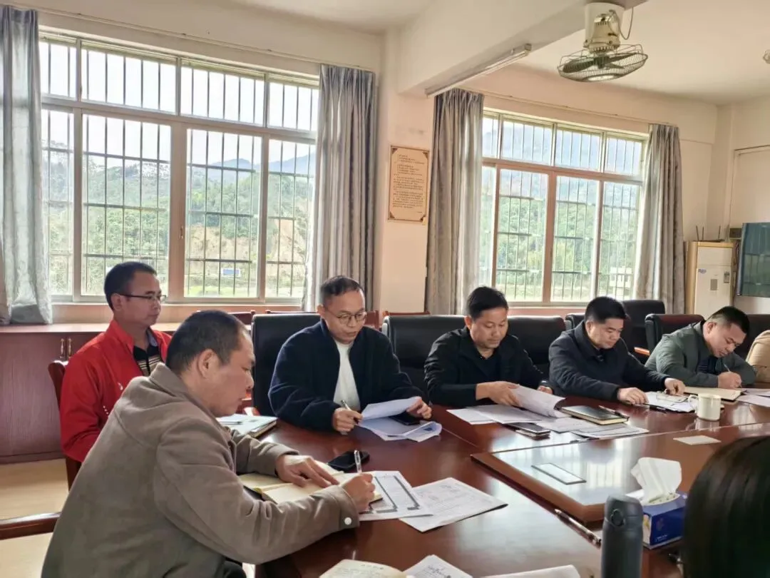 凝心聚力备中考,砥砺奋进启新程——下太学校召开2026年九年级备考工作会议 第2张