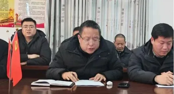 精研数据明方向 凝心聚力备中考——三堂镇中心学校举行九年级教师座谈会 第5张