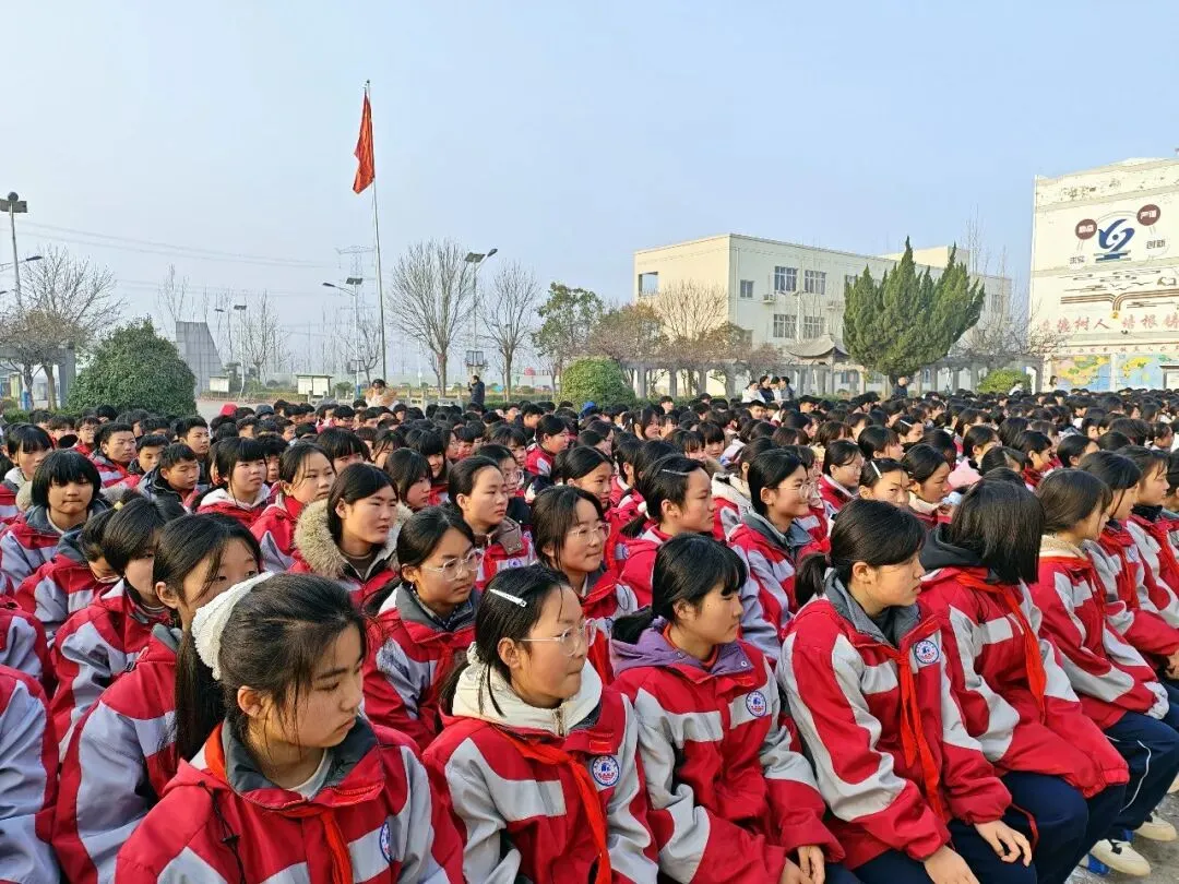 百日砺剑,逐梦中考!牡丹区高庄镇中学期末表彰暨初三百日誓师大会圆满举行 第23张