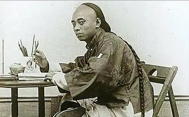 贫苦举子骆成骧,在殿试卷上写下八字,皇帝落泪:状元就是他 第3张