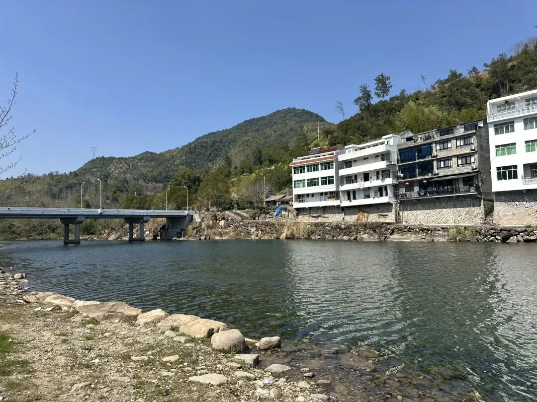 眺望与凝思,中考作文 第2张