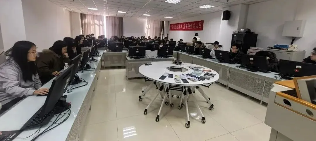 教学部顺利完成水平测试第一轮模拟考试 第7张