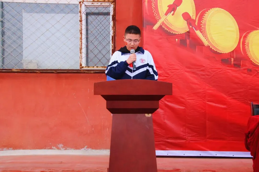 骏马奔腾一百天 冲刺中考铸辉煌——繁峙县杏园中学校2026年百日誓师大会 第22张