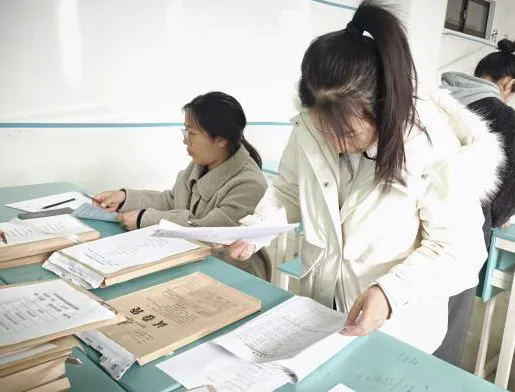 【系部动态】严把试卷质量关,筑牢教学生命线——药学系开展资料专项自查工作 第6张