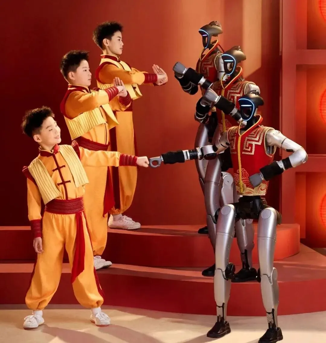 2026中考作文三大方向,全藏在春晚机器人里,这几点需吃透 第1张