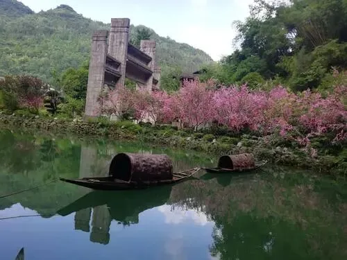 2026中考作文押题预测:最美的遇见(范文5篇) 第2张