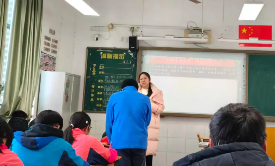 精准指导明方向 深耕细研备中考——区初中语文教研员陈红老师莅临我校调研指导 第17张