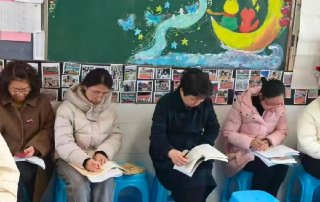 精准指导明方向 深耕细研备中考——区初中语文教研员陈红老师莅临我校调研指导 第19张