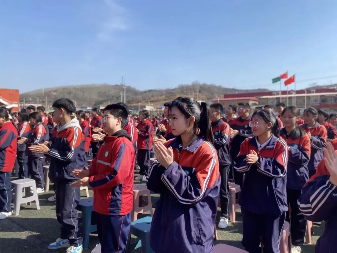 【校园快讯】乘风破浪 决胜中考--交口二中九年级百日誓师大会邀你共赴奋进之约 第32张