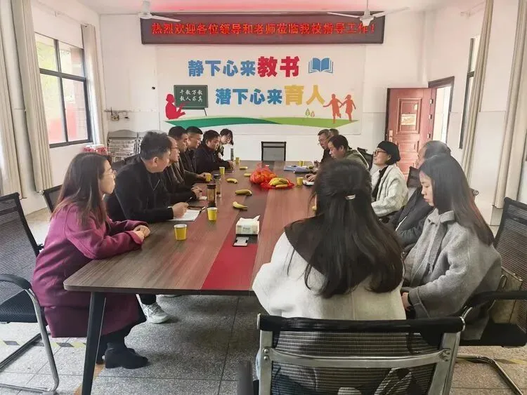 送教下乡传经验, 精准指导备中考——洪湖市龙口镇中心学校教研活动纪实 第2张