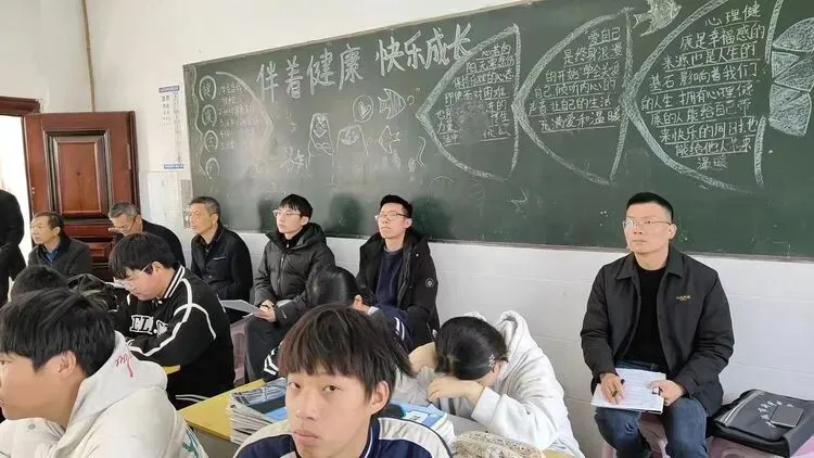 送教下乡传经验, 精准指导备中考——洪湖市龙口镇中心学校教研活动纪实 第19张