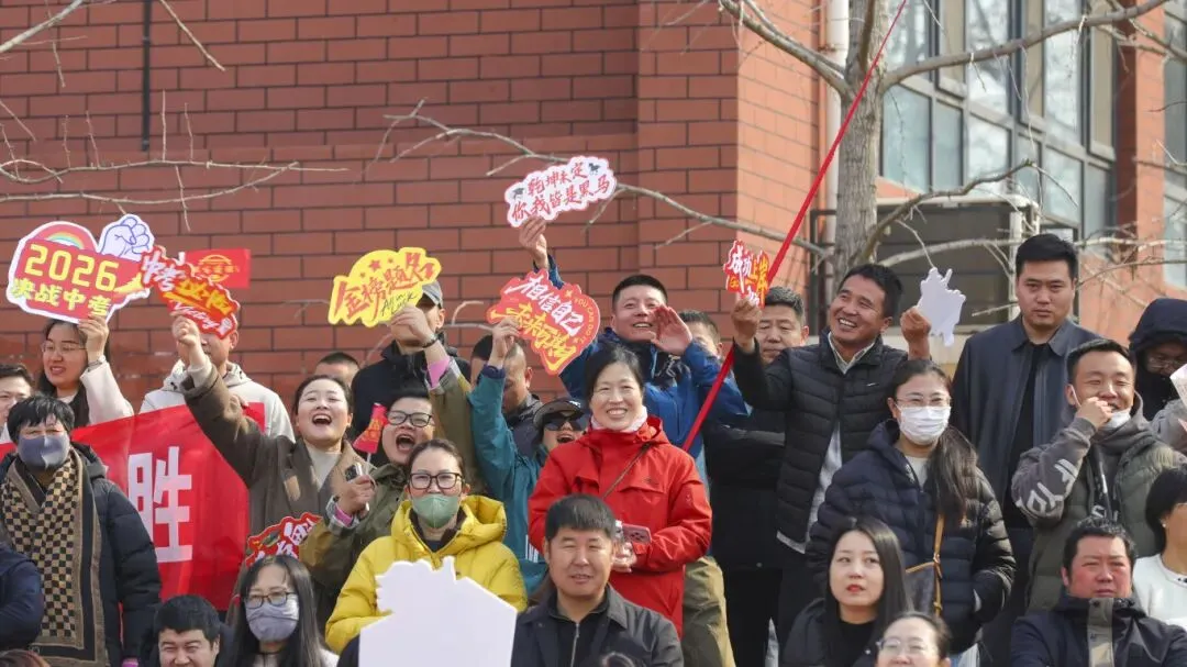 开战!英华少年策马燃百日,踏风而上,中考必胜! 第98张