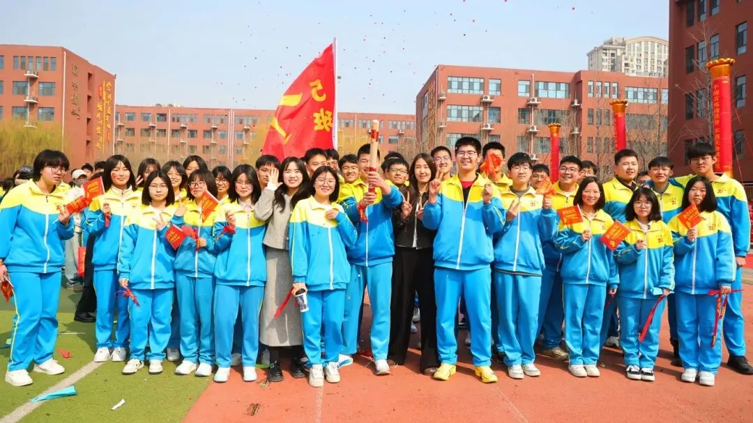 开战!英华少年策马燃百日,踏风而上,中考必胜! 第126张