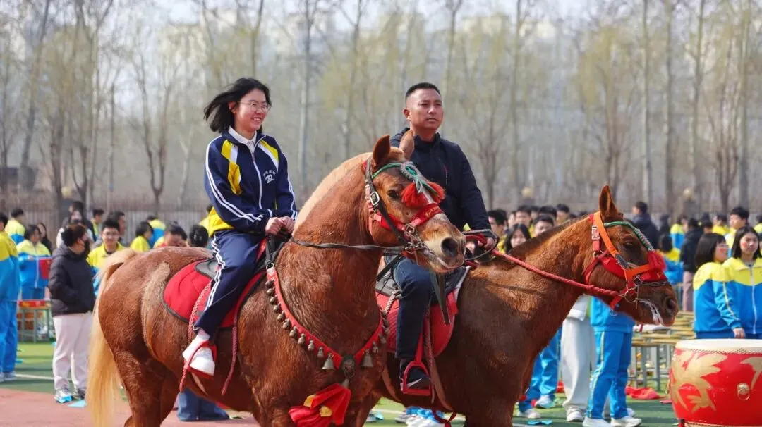 开战!英华少年策马燃百日,踏风而上,中考必胜! 第132张