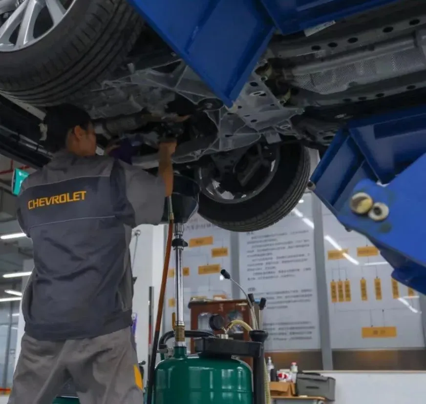 中考450分被迫分流,上了三年中专后结局意外:那些没考上高中的孩子,最后都怎么样了? 第7张