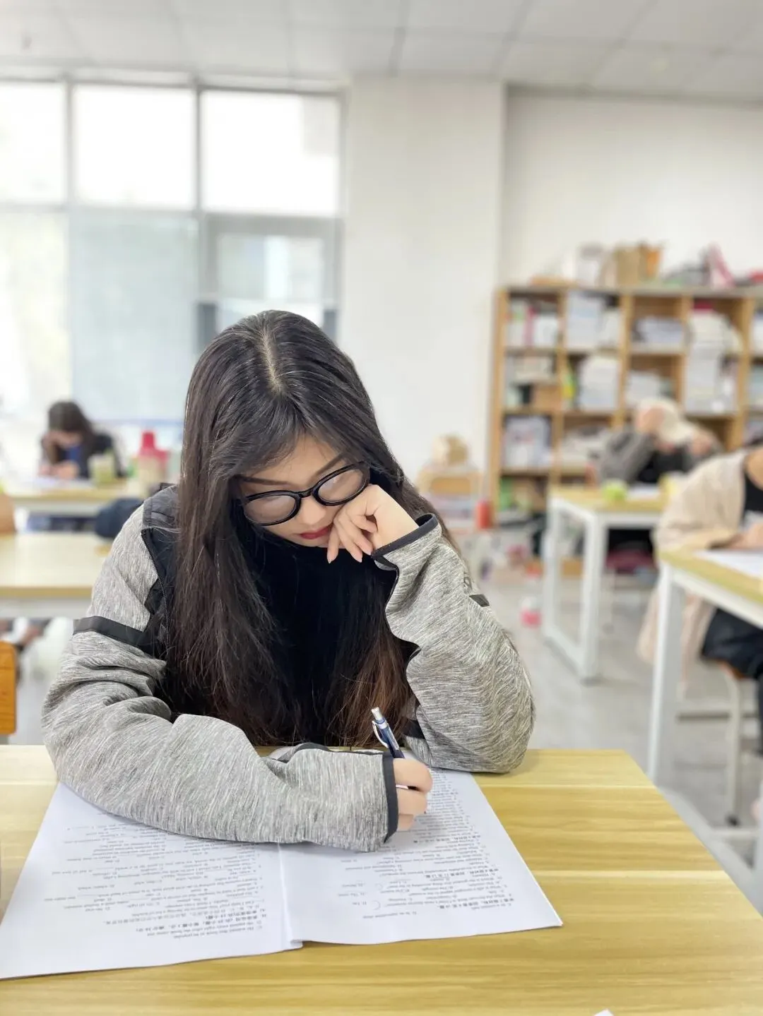 深联2021届第一次模拟考试进行中 第8张