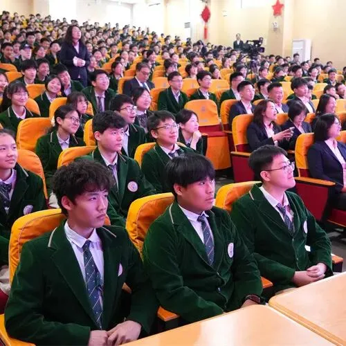 【新闻】同心筑梦百日 聚力决胜中考----我校2026届九年级中考百日誓师大会圆满举行 第20张