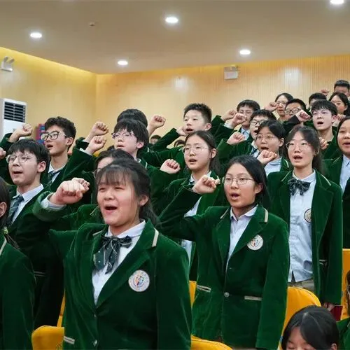 【新闻】同心筑梦百日 聚力决胜中考----我校2026届九年级中考百日誓师大会圆满举行 第32张