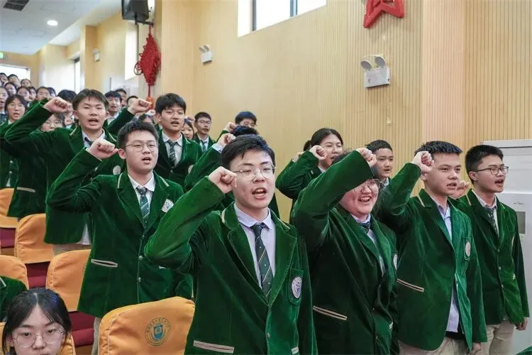 【新闻】同心筑梦百日 聚力决胜中考----我校2026届九年级中考百日誓师大会圆满举行 第33张