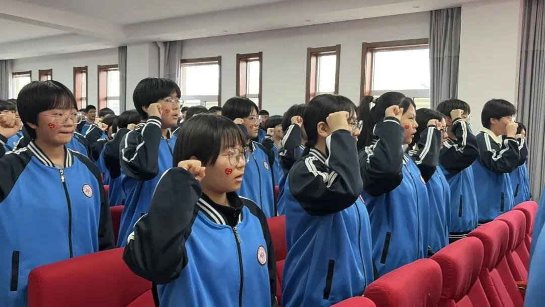 誓言铿锵,为梦而战——文苑中学中考百日誓师大会 第17张
