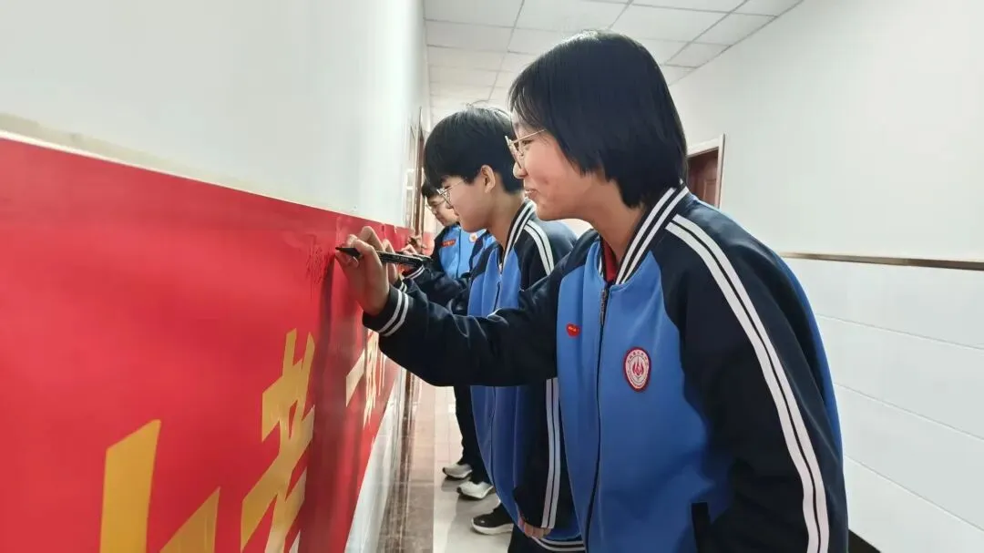 誓言铿锵,为梦而战——文苑中学中考百日誓师大会 第18张