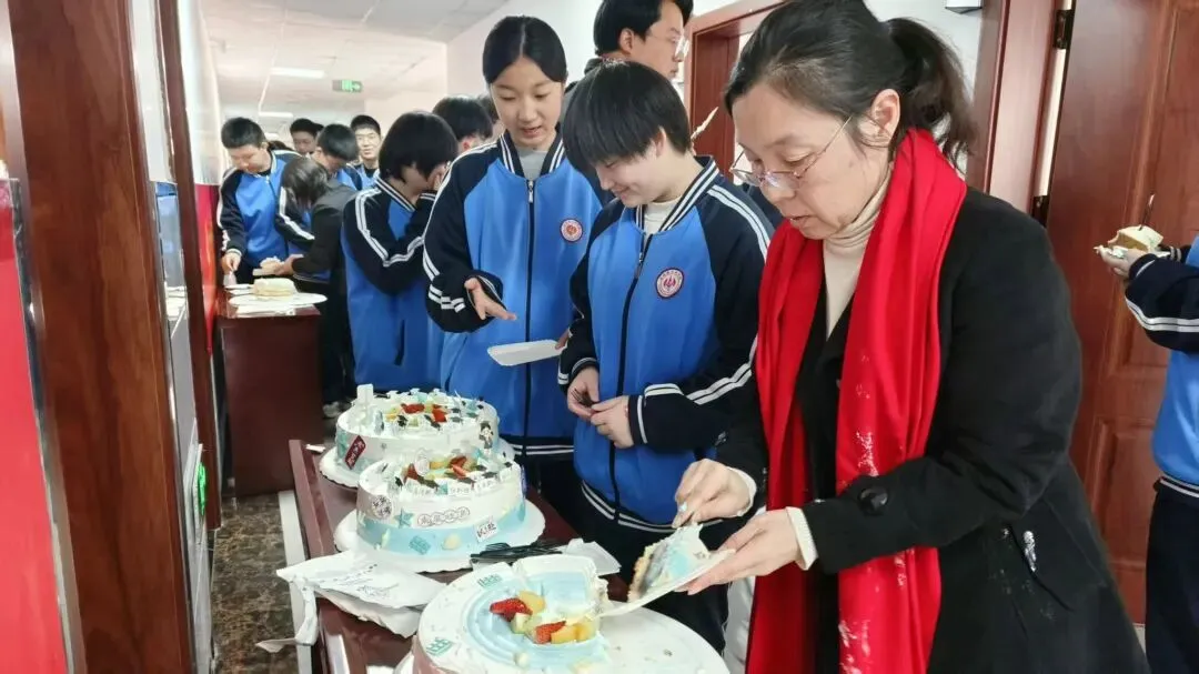 誓言铿锵,为梦而战——文苑中学中考百日誓师大会 第22张