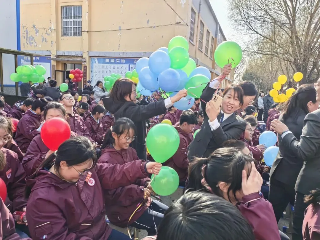 总结蓄力再出发 百日鏖战迎中考——绛县山冲学校2025-2026学年第一学期期末表彰暨2026百日冲刺大会隆重召开 第43张
