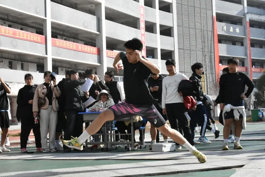 直击现场!2026年零陵区体育模考 第19张