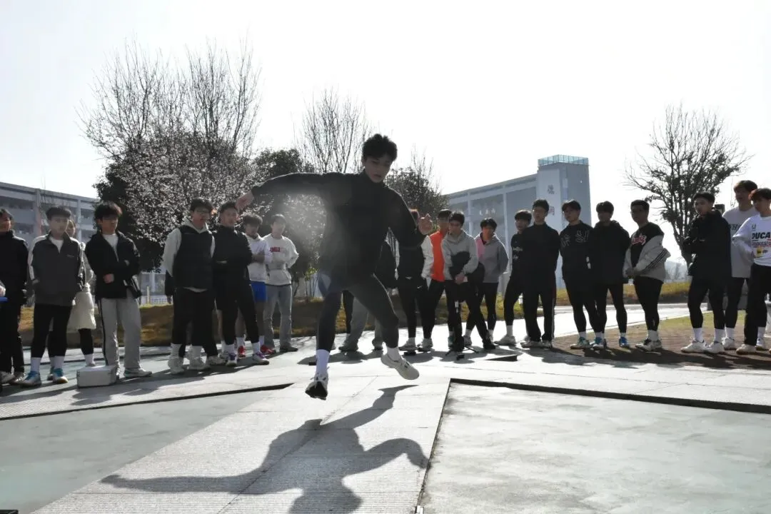 直击现场!2026年零陵区体育模考 第22张